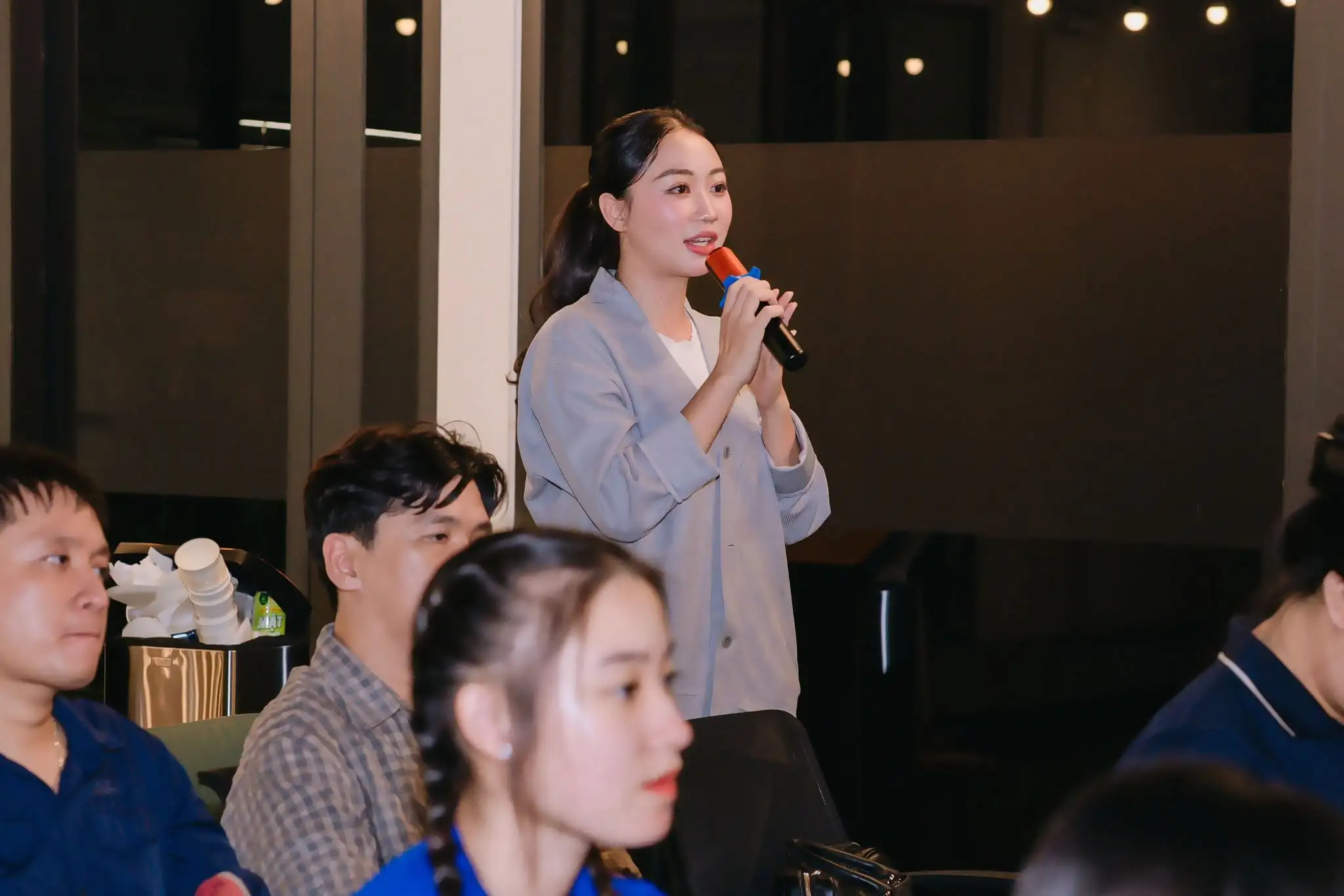 chi-nguyen-thi-thao-nhi-pho-ban-chu-nhiem-phat-bieu